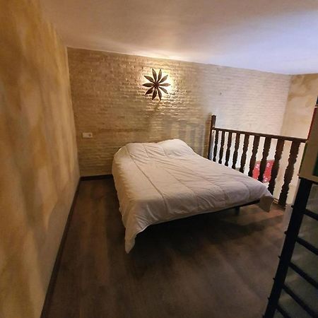 Ferienwohnung Coqueto Dupex En El Casco Antiguo De Triana Sevilla Exterior foto